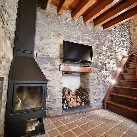 Le Refuge De La Chouette * Osseja